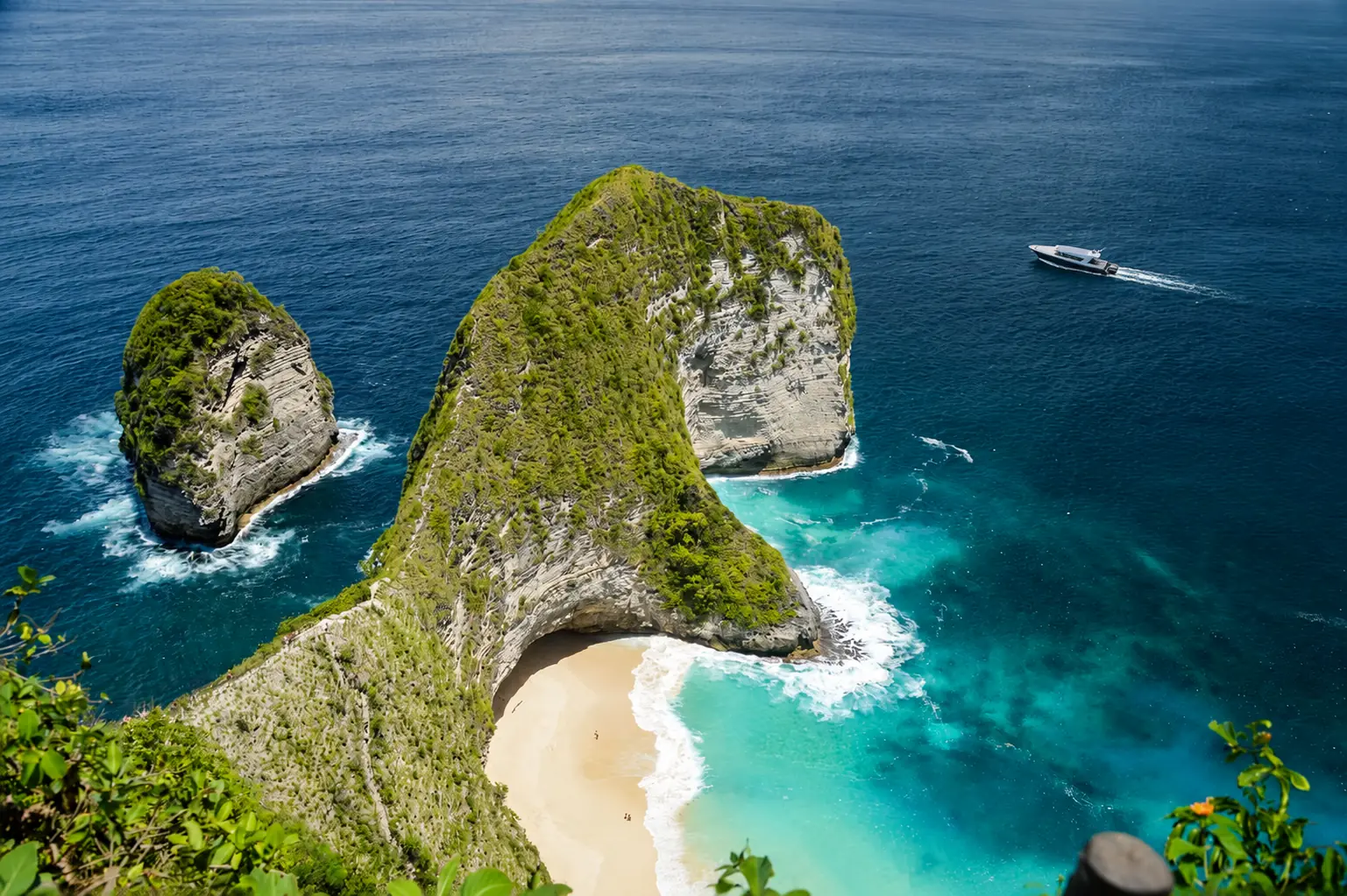 Nusa Penida Coastline